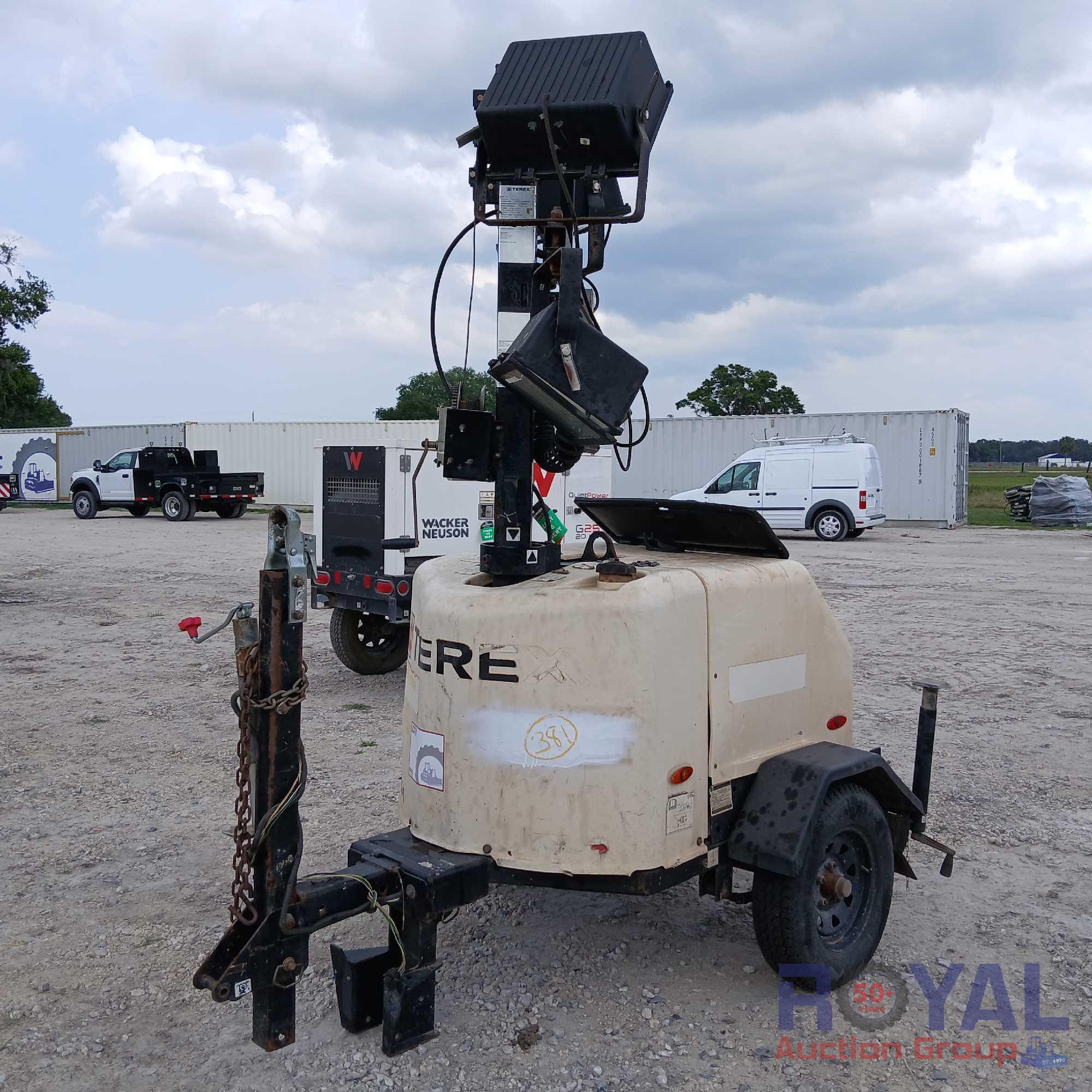 2016 Terex Towable Light Tower