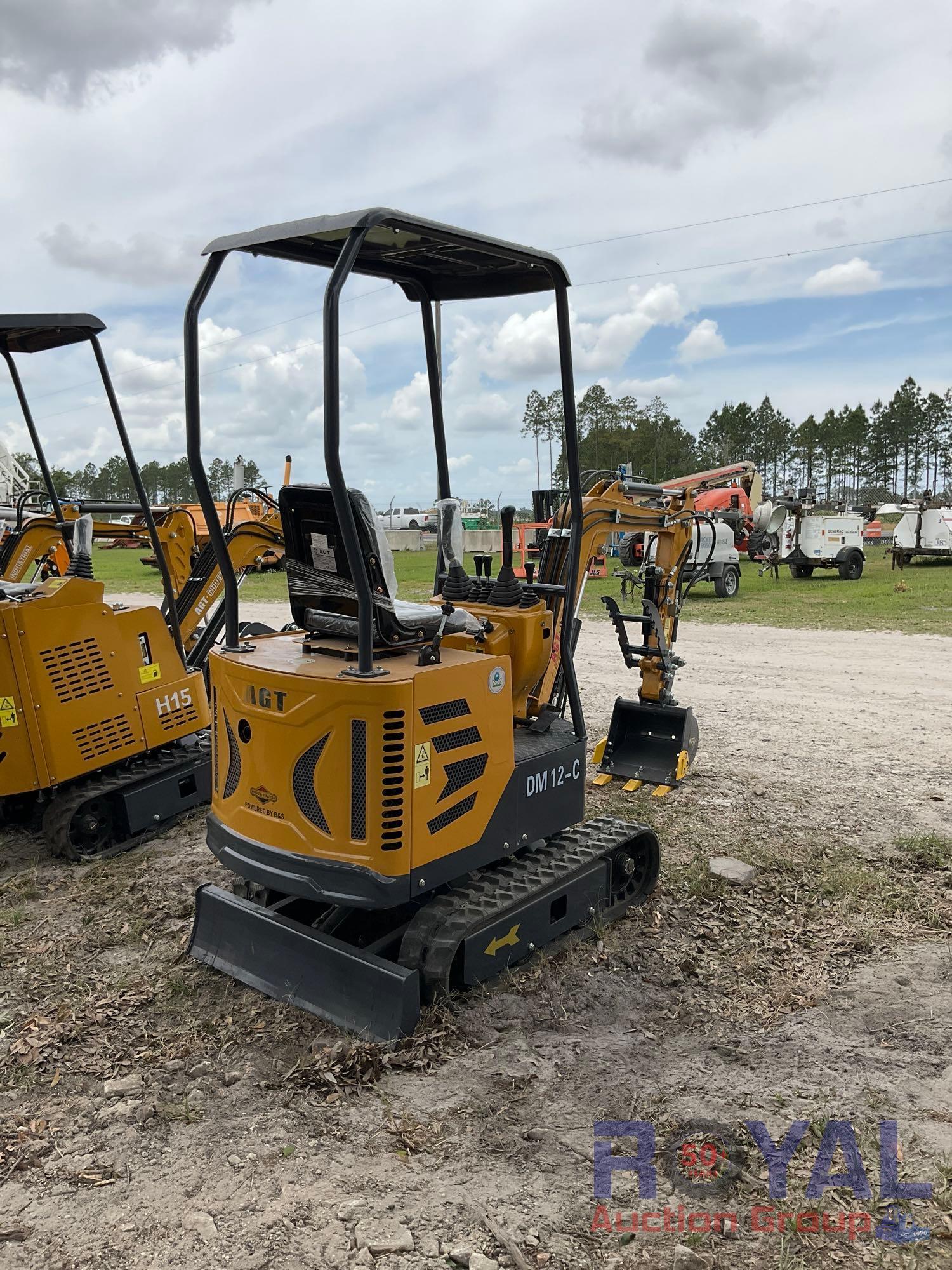 2023 AGT DM12-C Mini Excavator