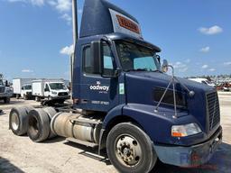 2007 Volvo VNM T/A Day Cab Truck Tractor