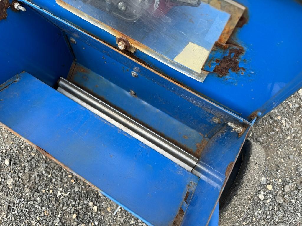 Bluebird 18" Slice Seeder