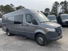 2021 Mercedes-Benz Sprinter 4500 Catering Food Prep Van