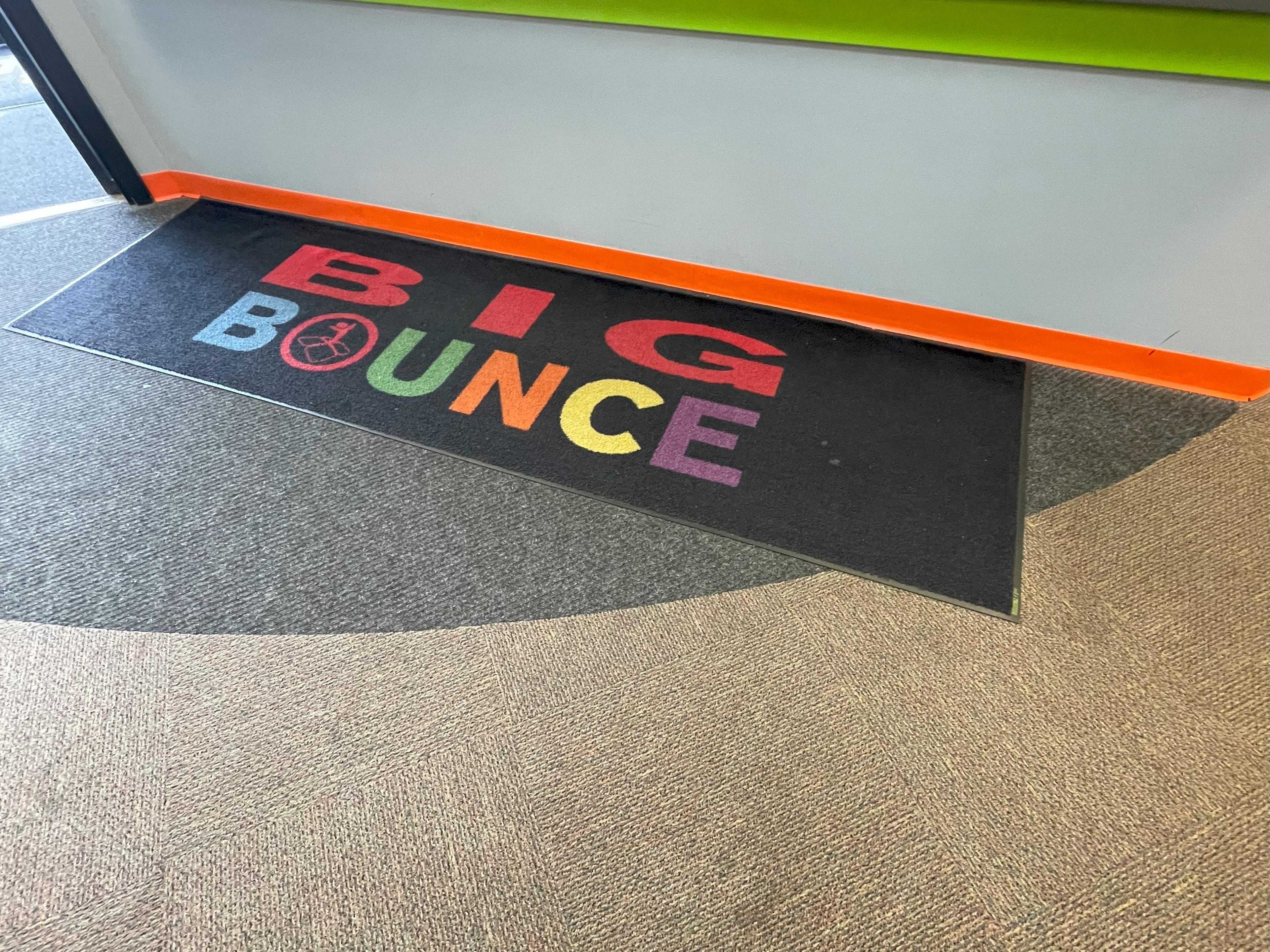 Big Bounce small rectangular rug