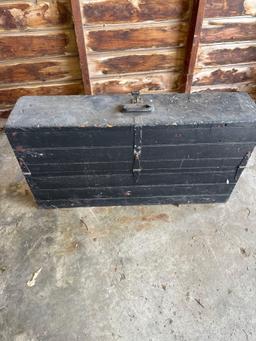 L- antique carpenters toolbox with tools