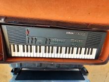 Yamaha Keyboard w/case