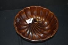 Vintage Crock Bundt Pan