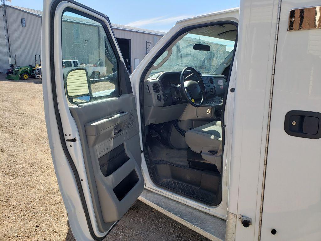 2015 Ford E350  Ambulance