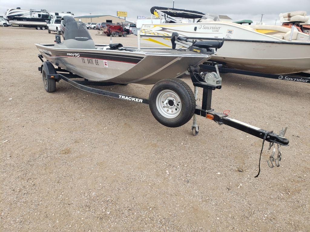 2015 Tracker Pro 170 Boat