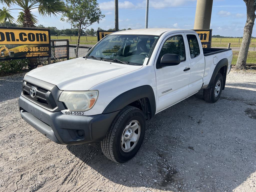 2015 Toyota Tacoma Truck W/t R/k