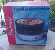Food Dehydrator by Sunbeam - KN128e - New