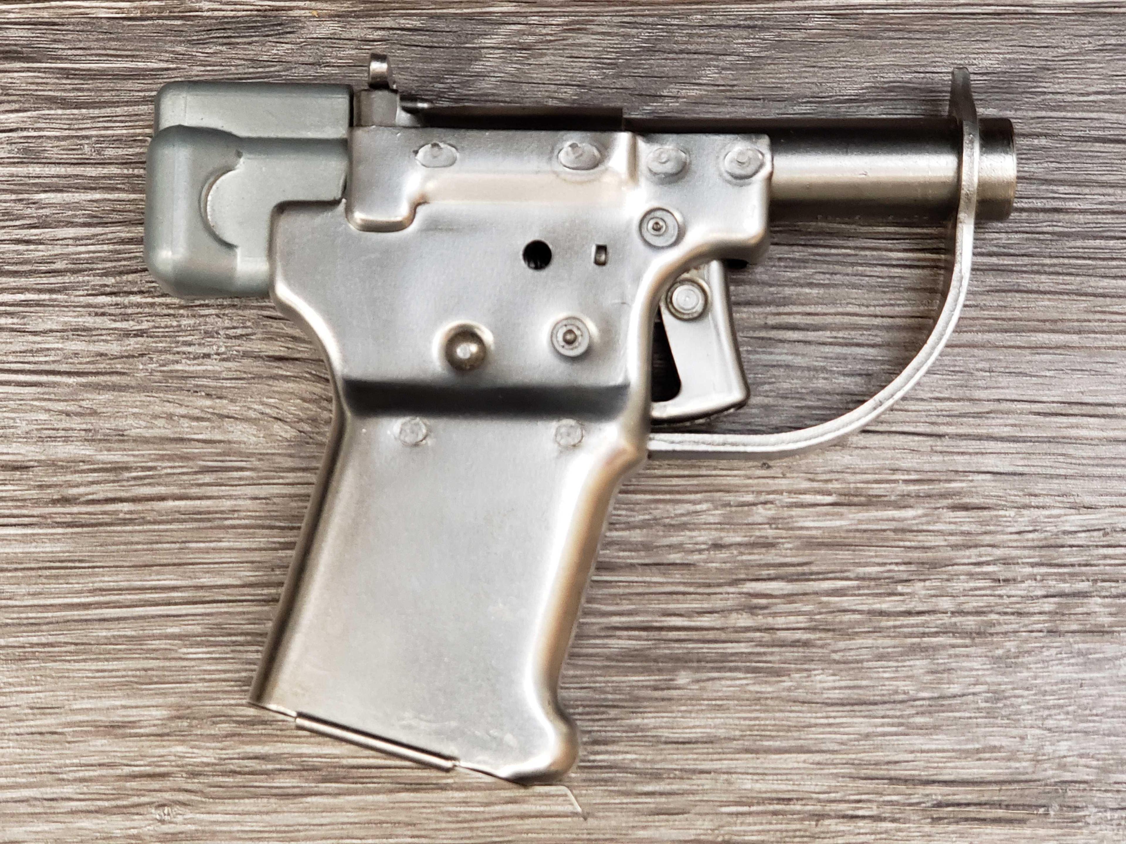 REPRODUCTION MODEL FP-45 U.S. LIBERATOR SINGLE SHOT PISTOL .45 ACP