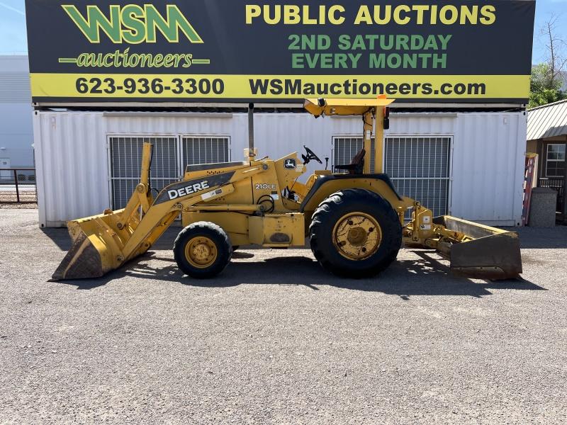 John Deere 210 Skip Loader