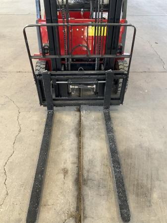 STL CPD-10 Electric Forklift