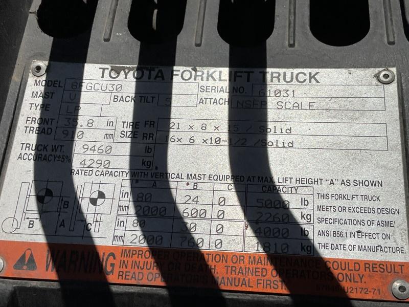 Toyota 8FGCU30 Forklift