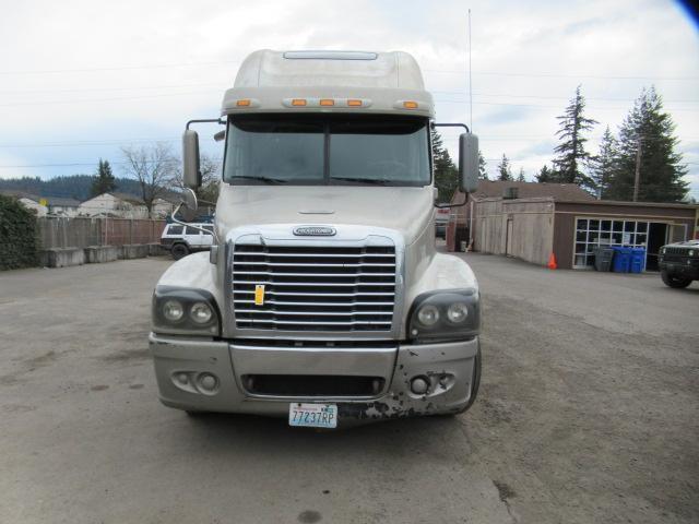 2004 FREIGHTLINER CENTURY CLASS S/T TANDEM AXLE SLEEPER CAB