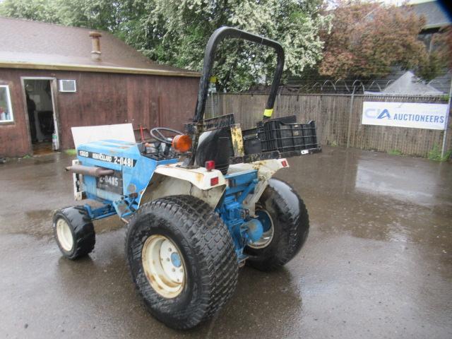 NEW HOLLAND 1320 2WD TRACTOR