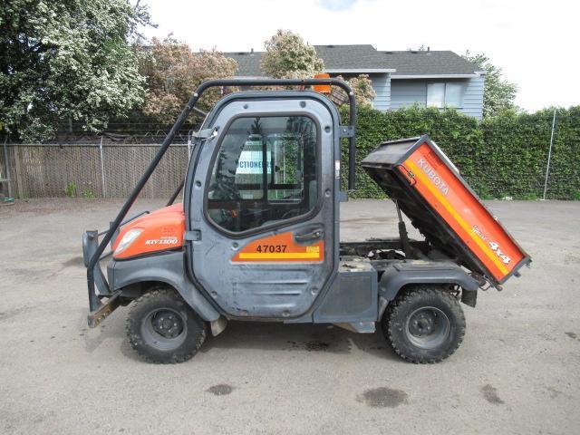 2012 KUBOTA RTV1100 4X4 SIDE BY SIDE