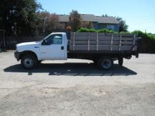 2004 FORD F-450 XL SUPER DUTY DUALLY STAKESIDE FLATBED