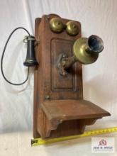 1920'a "Kellogg" Oak Wall Telephone