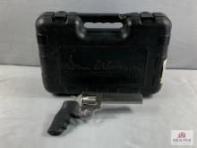 [55] Dan Wesson 715 Stainless, .357 Mag | SN: RV1000281