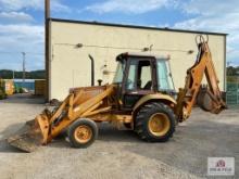 Case 580K Loader Backhoe