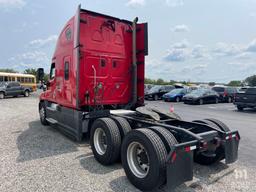 2017 Freightliner Cascadia 125 Sleeper Truck