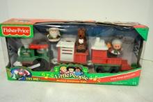 Fisher Price little people Christmas train