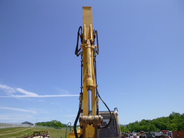 02 John Deere 160LC Excavator (QEA 7985)