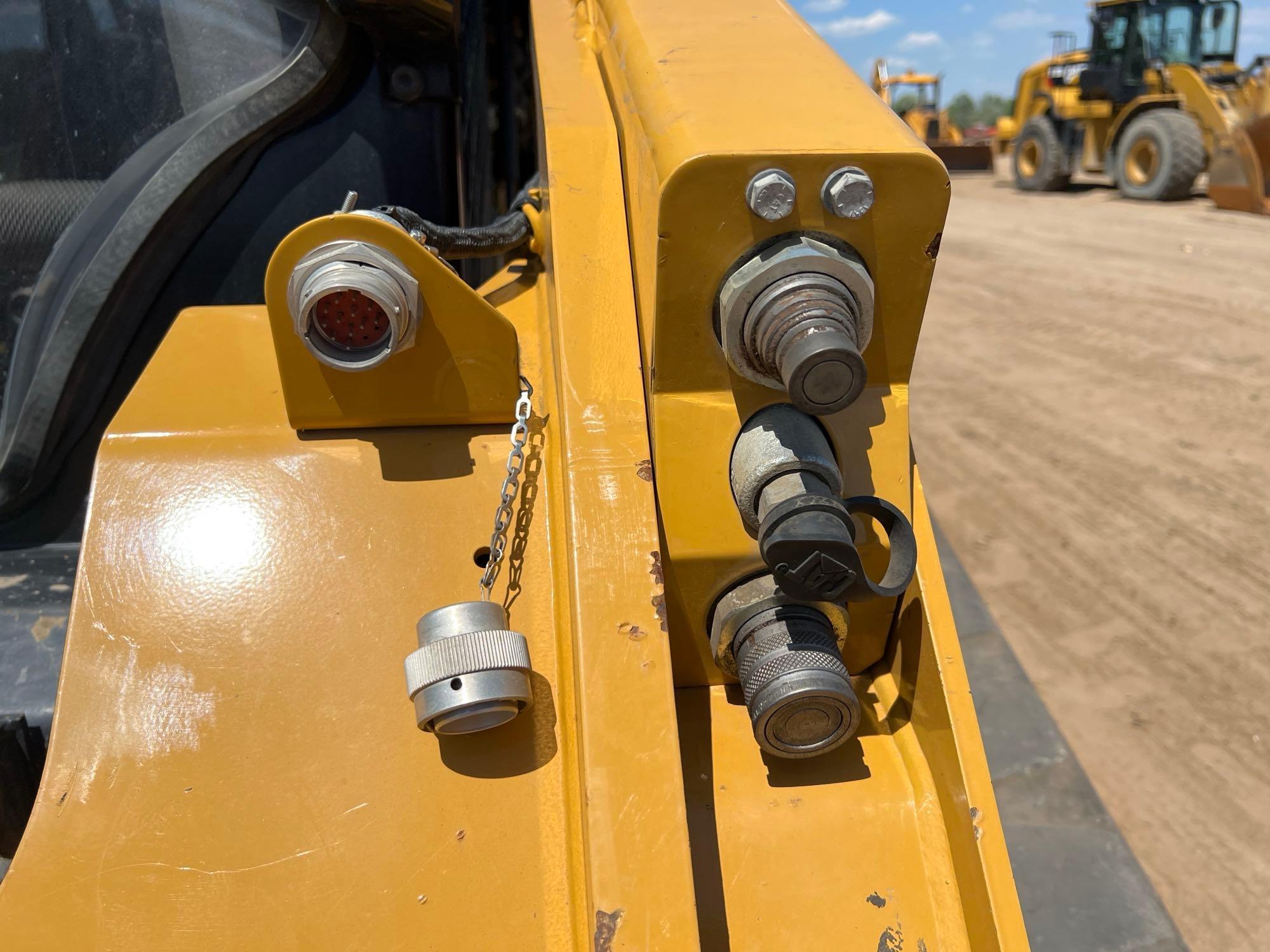 2021 CATERPILLAR 299D3 SKID STEER