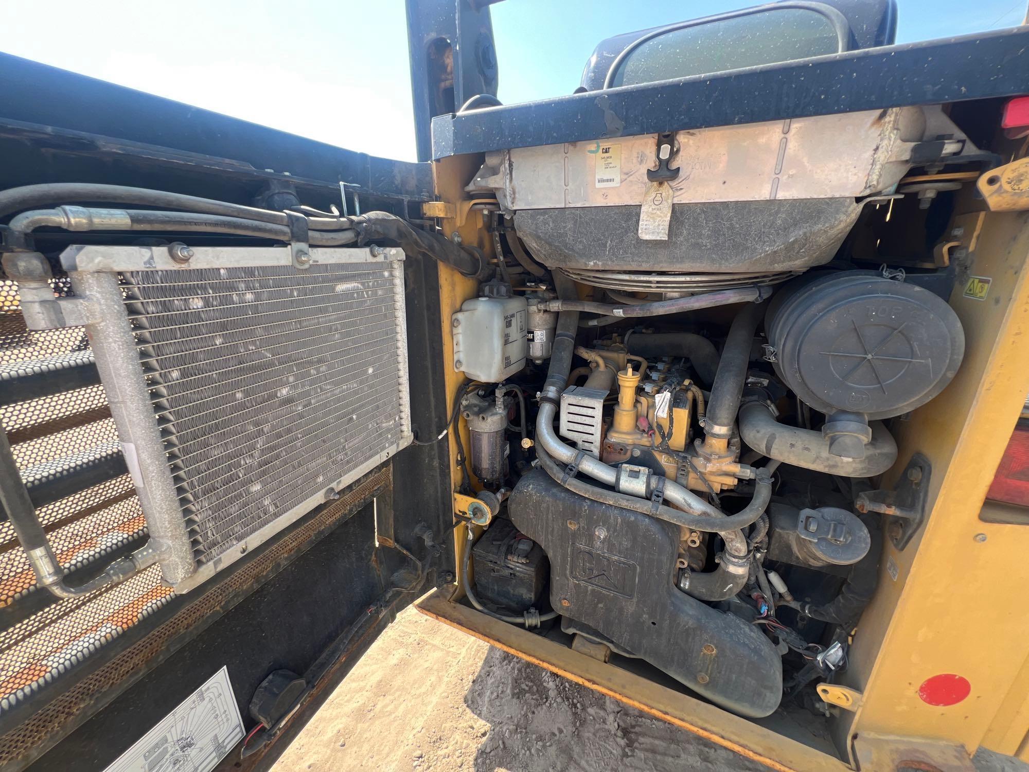 2017 CATERPILLAR 259D SKID STEER