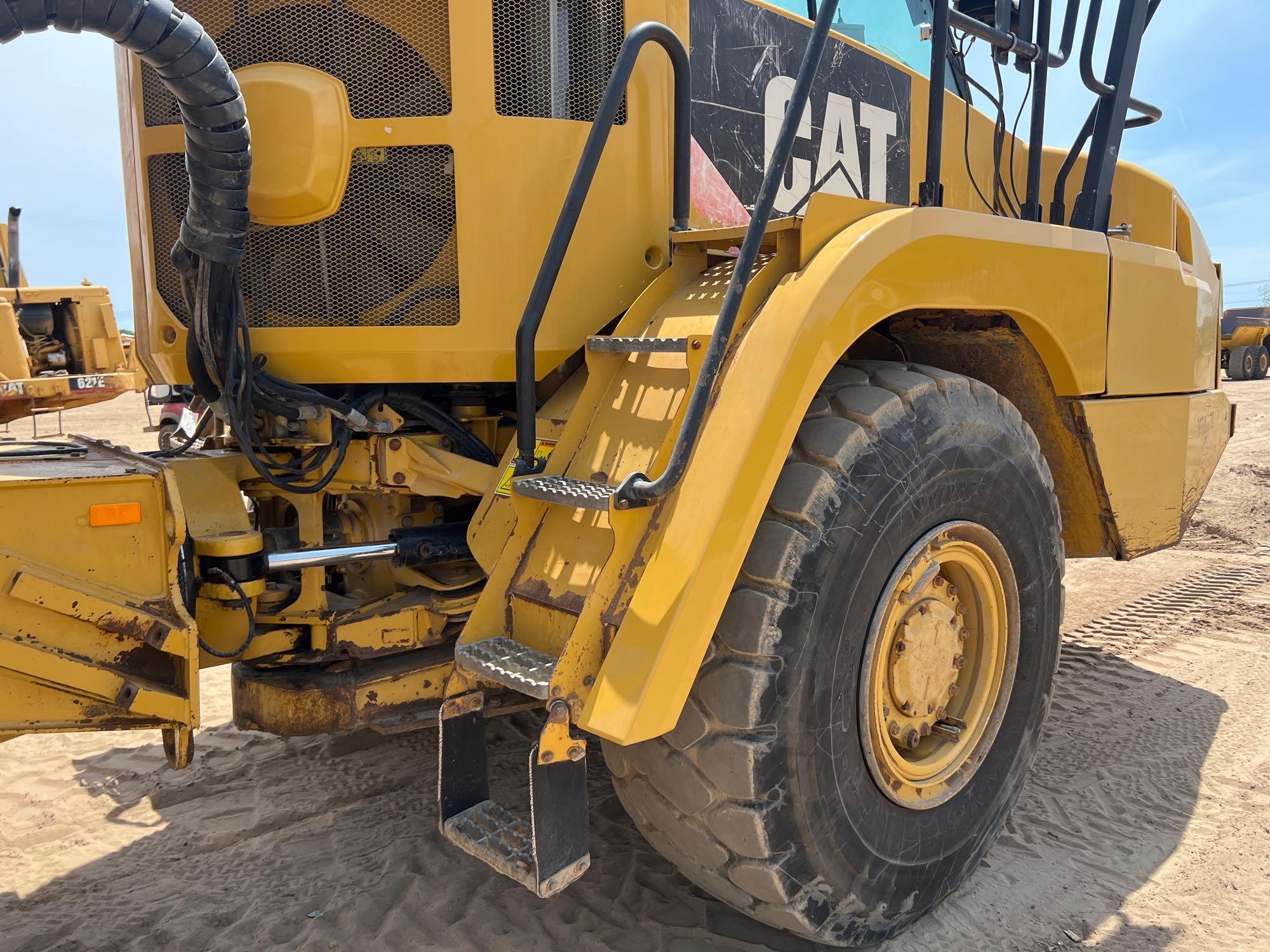 2015 CATERPILLAR 730C 6X6 OFF ROAD WATER TRUCK