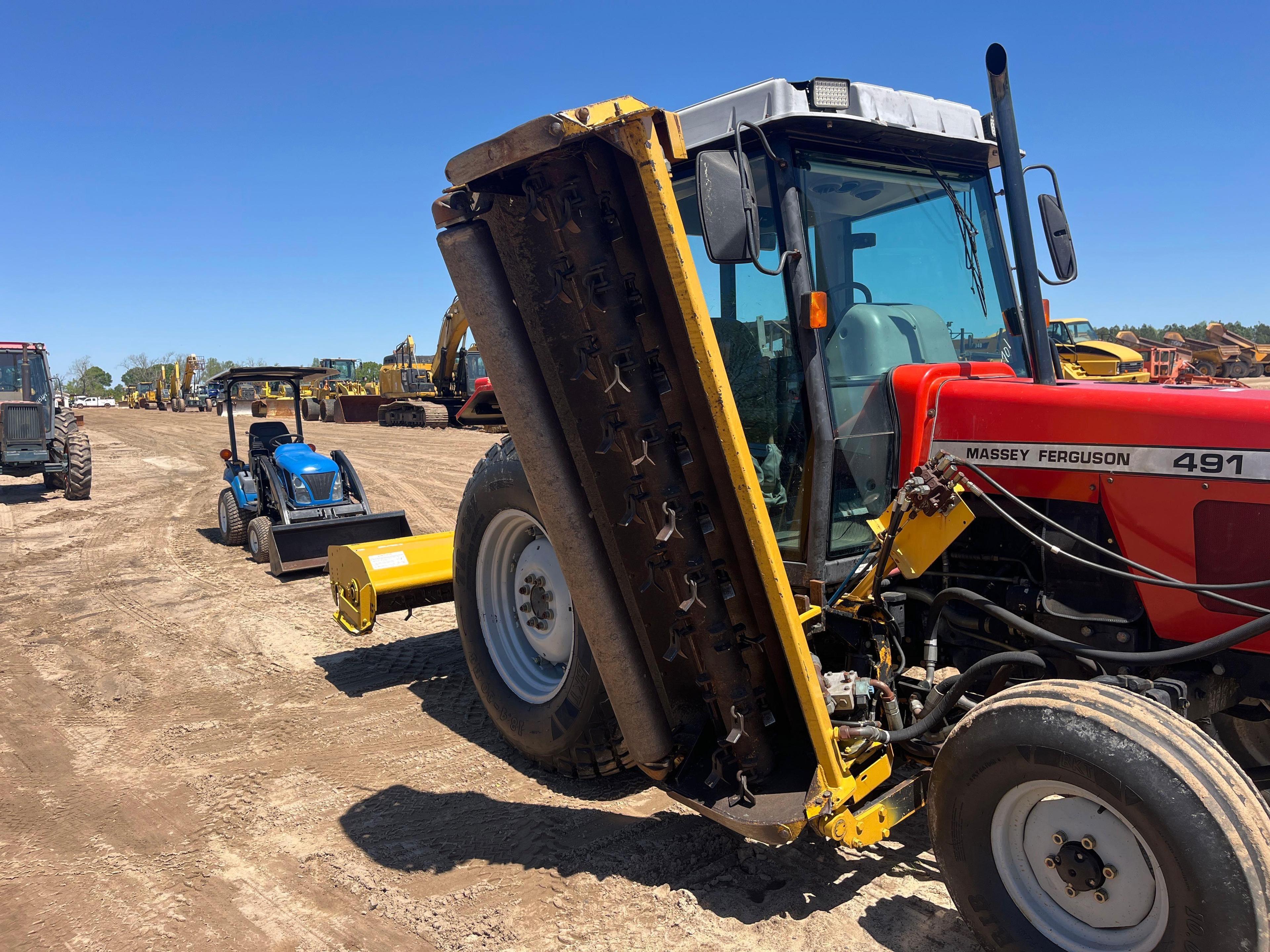 MASSEY FERGUSON 491 TRACTOR