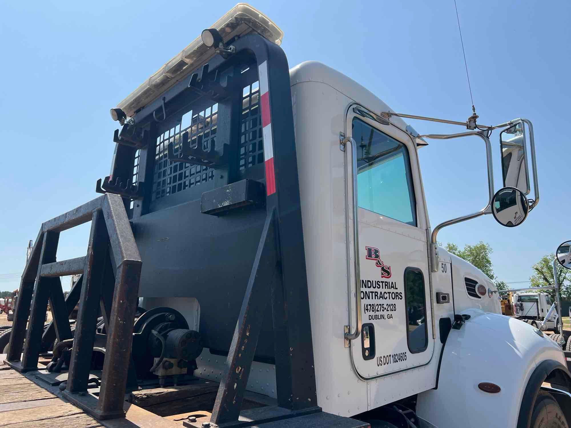 2014 PETERBILT 348 TRI AXLE DAY CAB