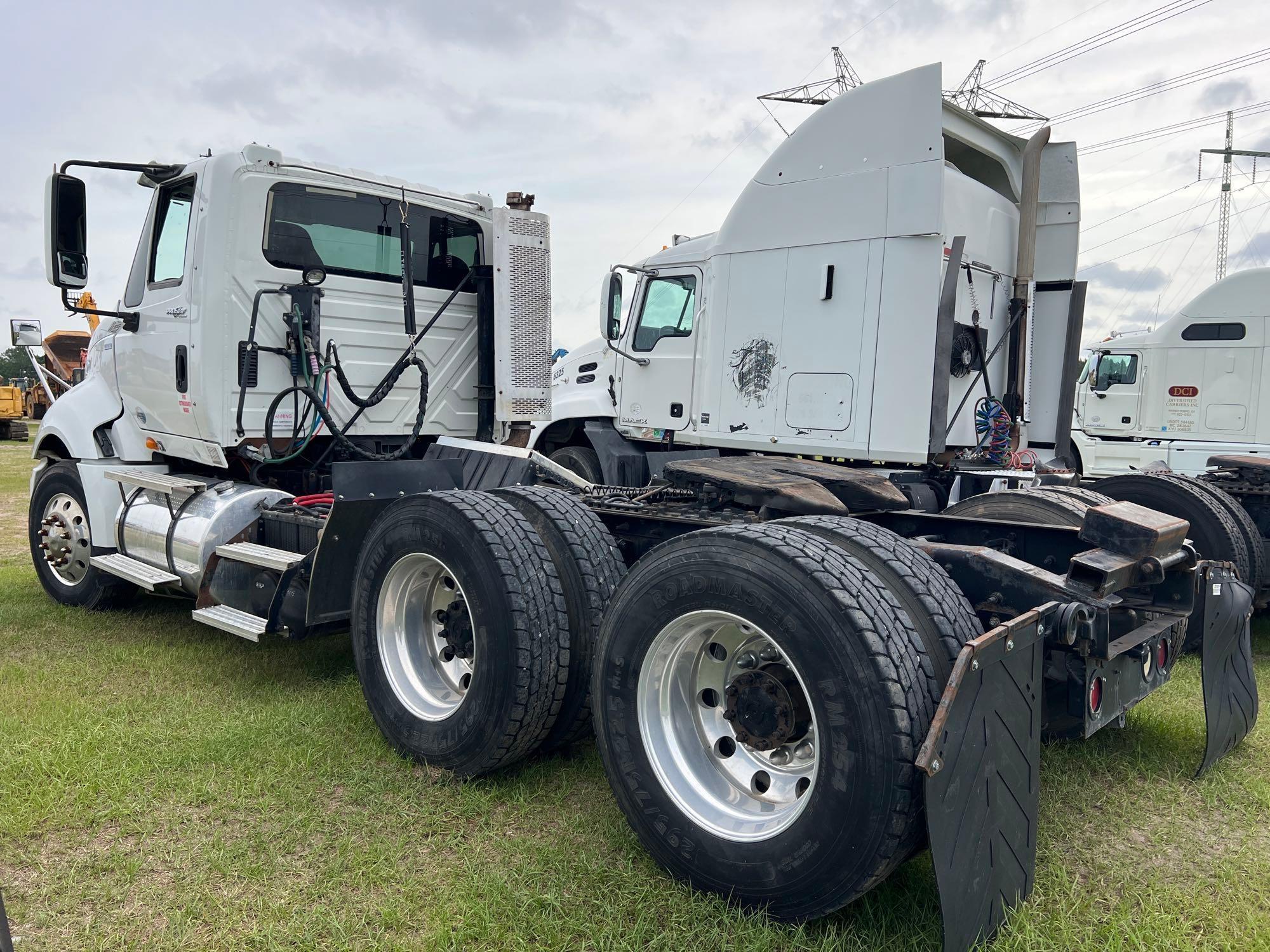 2011 INTERNATIONAL PROSTAR PREMIUM ROAD TRACTOR