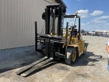 Caterpillar V100 Forklift