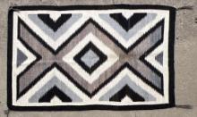 Navajo Handwoven Rug Black/Gray Diamond Pattern