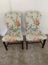 PAIR OF FLORAL UPHOLSTERED SIDE CHAIRS