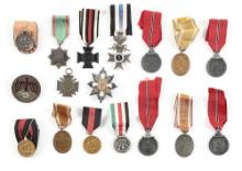 LOT OF GERMAN WWI-WWII MEDALS.