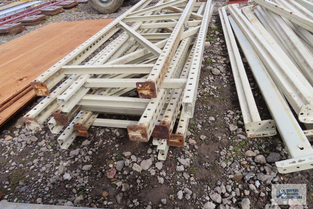 Lot of assorted pallet shelving pieces