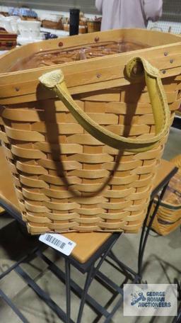 Longaberger 1999 leather handled basket