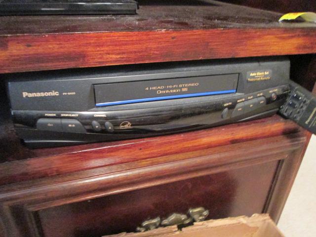 Panasonic 4-Head HiFi Stereo VCR with Tapes