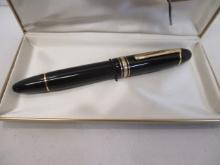 Vintage Mont Blanc 585 14K Tip Fountain Pen in Original Case