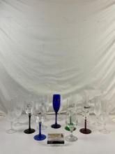 16 pcs Vintage Wine Glass Assortment. 9 Crystal Champagne Flutes, 7 Souvenir Glasses. See pics.