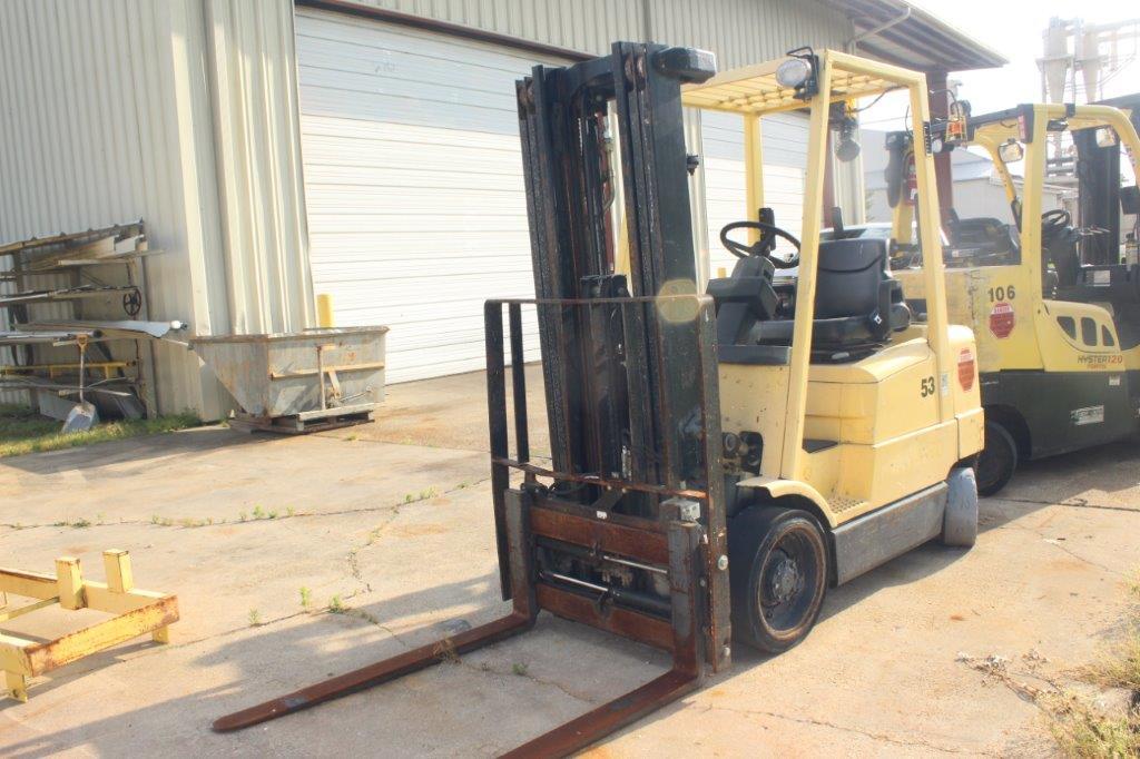 Hyster 550XM Forklift, Propane, Solid Tires, Triple Stage Mast w/Fork Posit