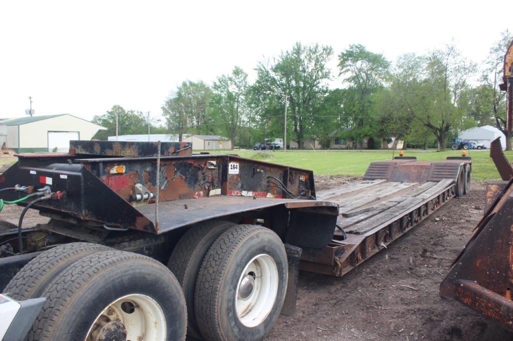 1989 Witco 42' Detachable Tandem Axle Lowboy Trailer w/102" x 22' Well w/Ou