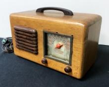 Mantola BF Goodrich Radio - Wood Case, Missing Glass, 11¾"x6½"x8"