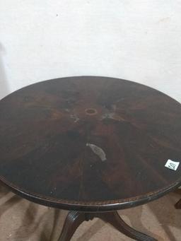 Antique Mahogany Pedestal Side Table w/ Inlay