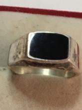 Sterling Silver Vintage To Antique Ring With Black Onyx Heavy 15.2+ Grams Size 11
