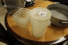 Assorted Cambro & Food Storage Containers
