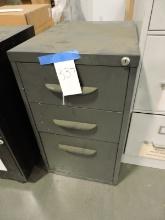 3-Drawer Filing Cabinet / 26" Tall