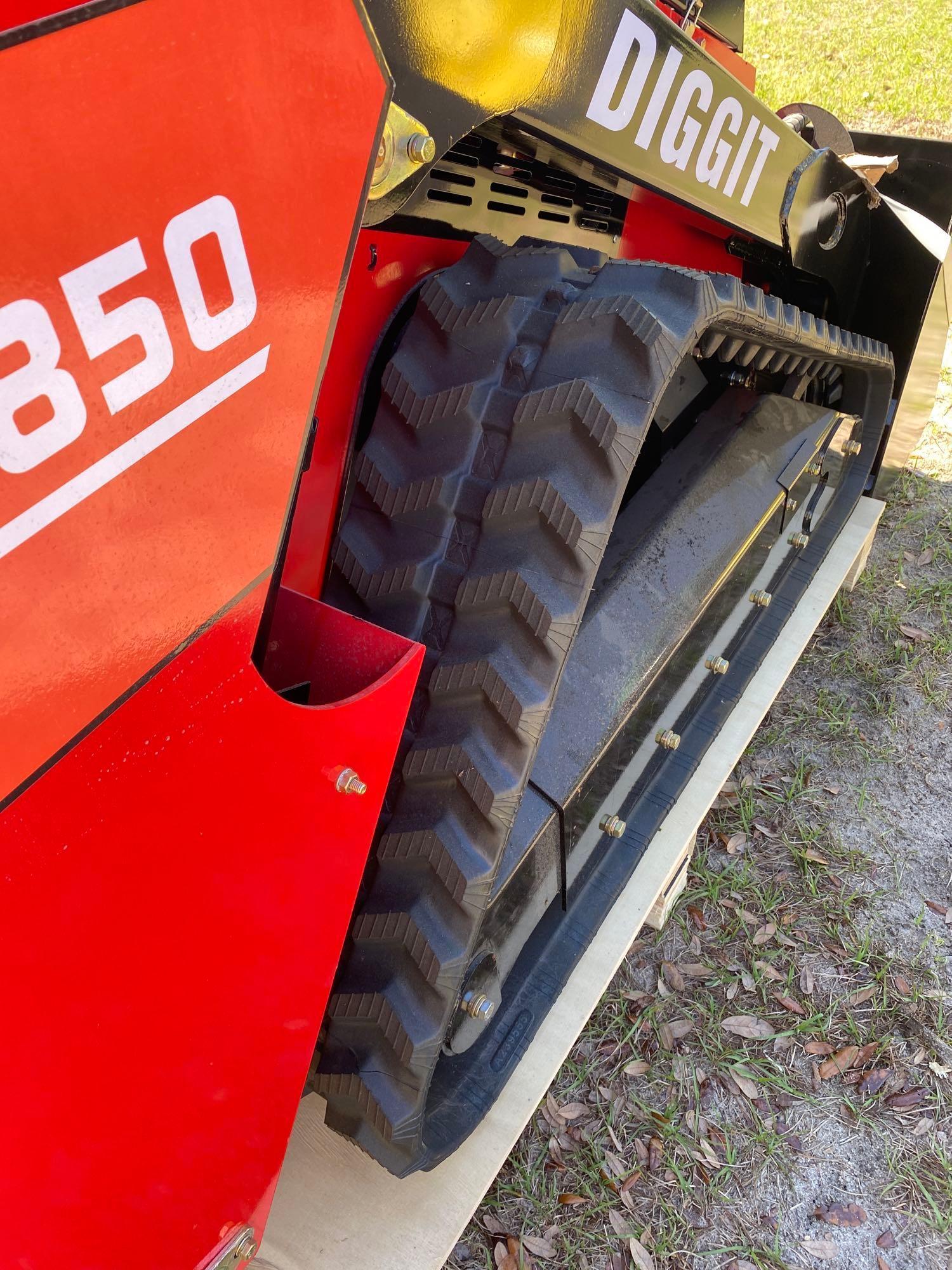 DIGGIT SKID STEER